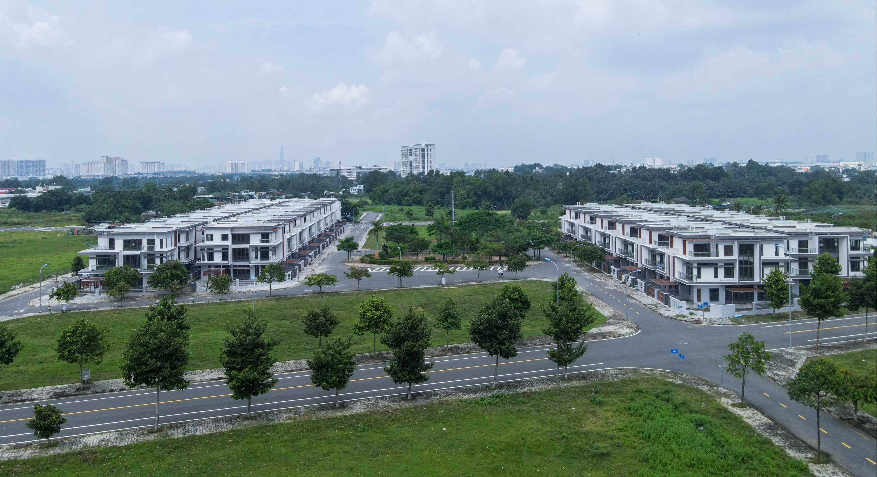 Hoàn thành Công trình Khu nhà vườn liền kề Ba Son gồm 109 căn Nhà