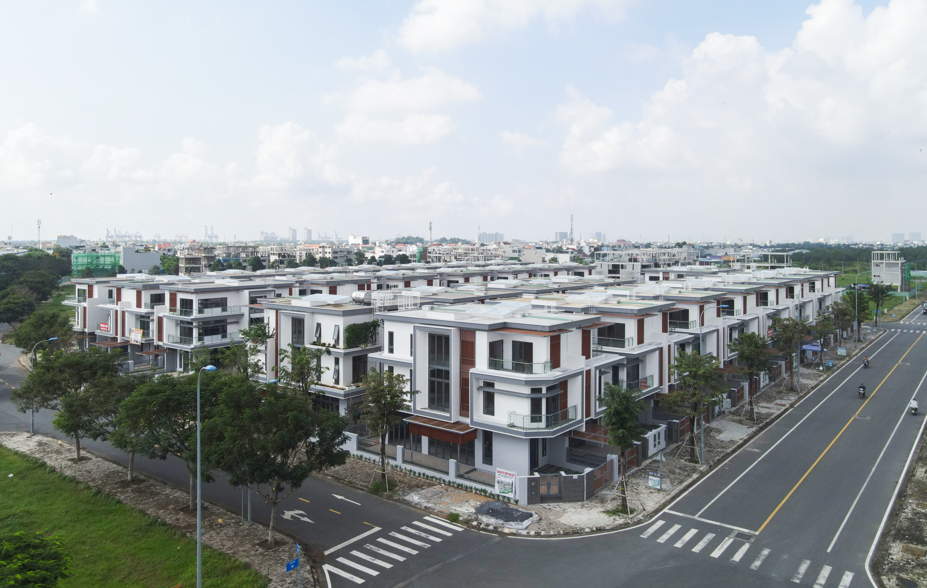 Nhà vườn liên kề đơn lập